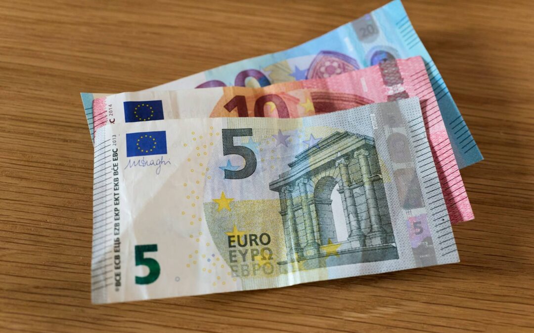 Votre communication pour 300&euro;/mois. Info ou intox ?